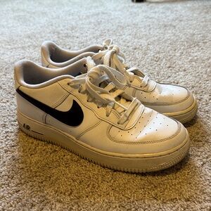 Nike White and Black Air Force Sneakers - 8.5 W / 7Y